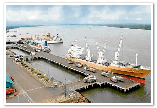 Gruas adquiridas para Puerto Bolívar arribarán en marzo